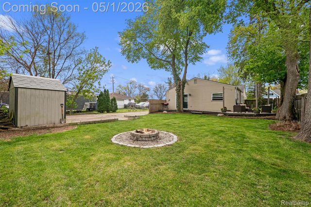 2875 Longview Avenue, Rochester Hills, MI 48307