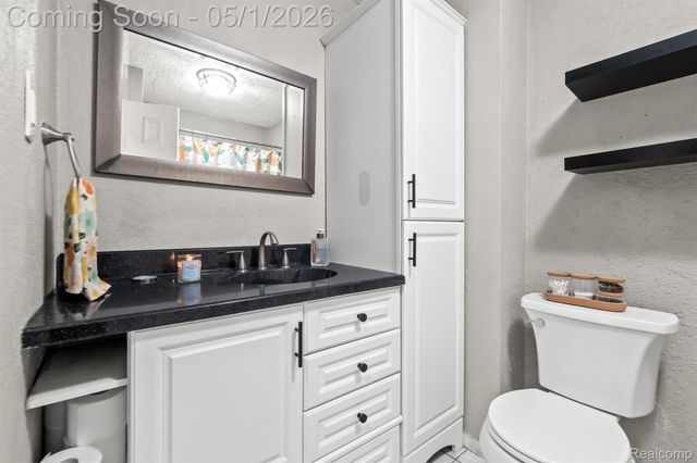 2875 Longview Avenue, Rochester Hills, MI 48307