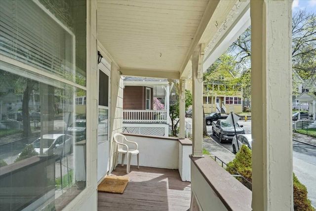 40 Duxbury Rd, Worcester, MA 01605