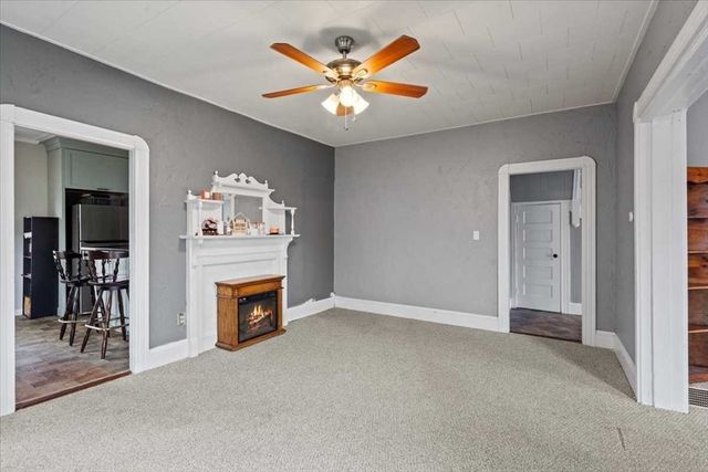 40 Duxbury Rd, Worcester, MA 01605