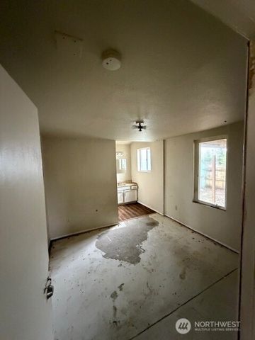 2323 99th Street E, Tacoma, WA 98445