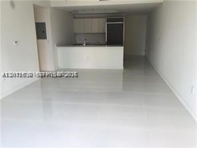 1100 S Miami Ave 2104, Miami, FL 33130