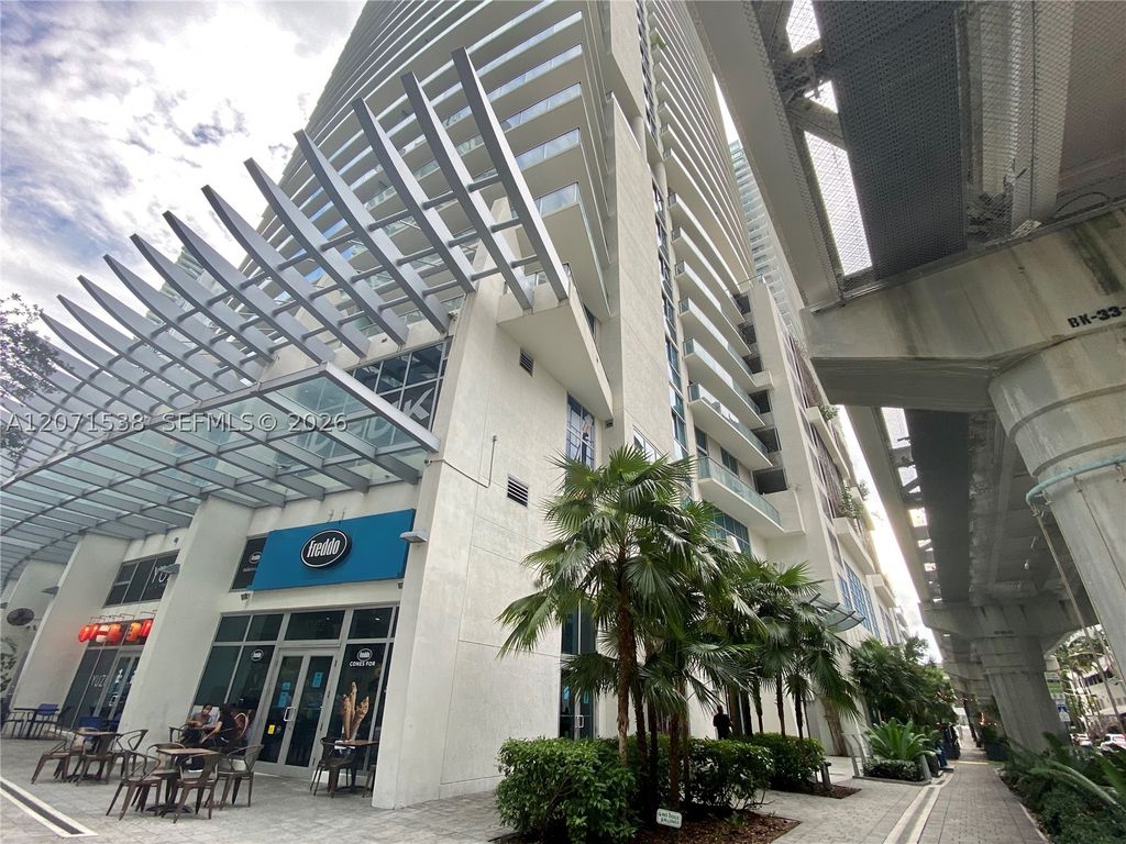 1100 S Miami Ave 2104, Miami, FL 33130