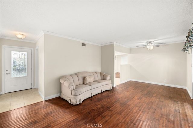 296 S Laurel, Upland, CA 91786