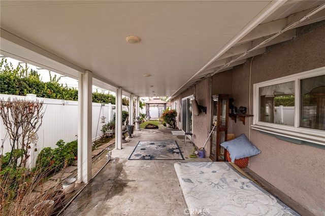 296 S Laurel, Upland, CA 91786