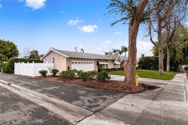 296 S Laurel, Upland, CA 91786