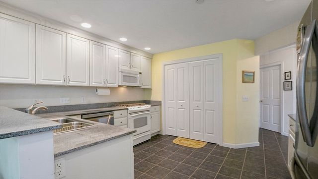 19 Imperial Court 19, Westborough, MA 01581