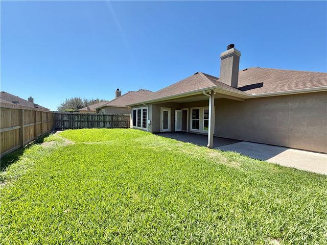 8314 Serenity Ct, Corpus Christi, TX 78414