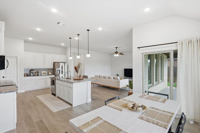 4054 Grove Valley Road, Midlothian, TX 76065