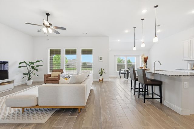 4054 Grove Valley Road, Midlothian, TX 76065