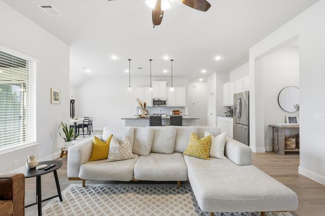 4054 Grove Valley Road, Midlothian, TX 76065