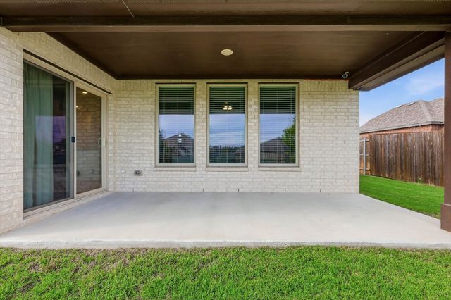4054 Grove Valley Road, Midlothian, TX 76065