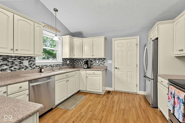2435 Shorewood Drive, Lebanon, IN 46052