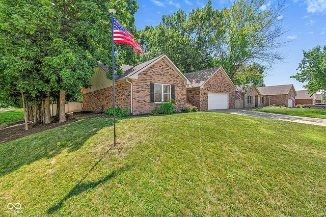 2435 Shorewood Drive, Lebanon, IN 46052