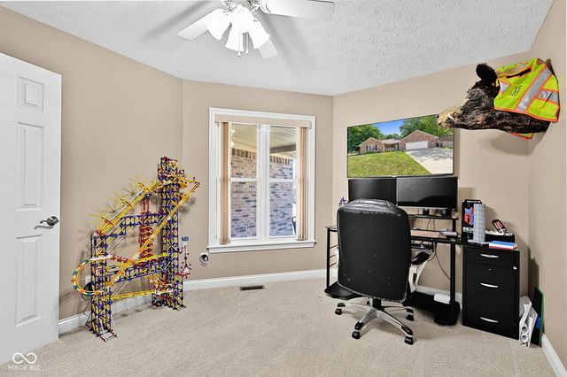 2435 Shorewood Drive, Lebanon, IN 46052