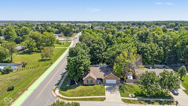 2435 Shorewood Drive, Lebanon, IN 46052