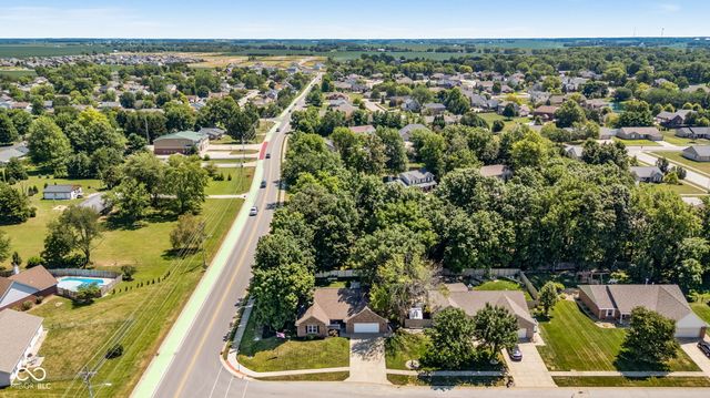2435 Shorewood Drive, Lebanon, IN 46052