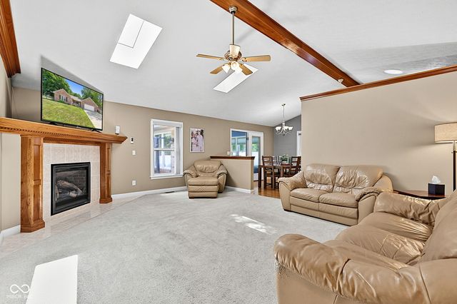 2435 Shorewood Drive, Lebanon, IN 46052