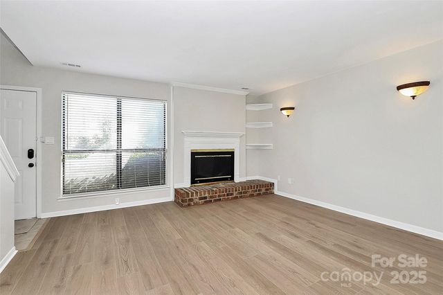 10918 Carmel Crossing Road, Charlotte, NC 28226