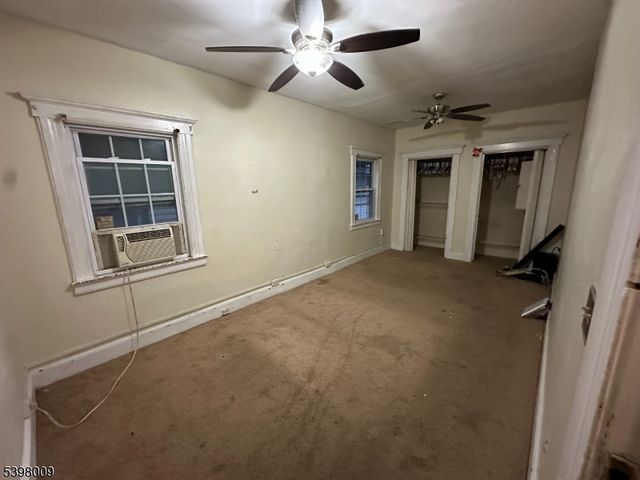 455 E Westfield Ave, Roselle Park Boro, NJ 07204