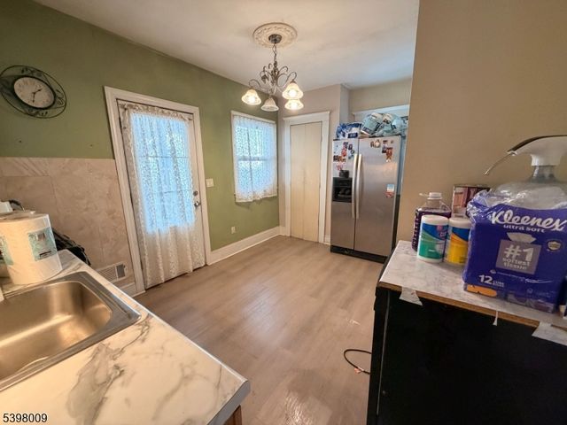 455 E Westfield Ave, Roselle Park Boro, NJ 07204