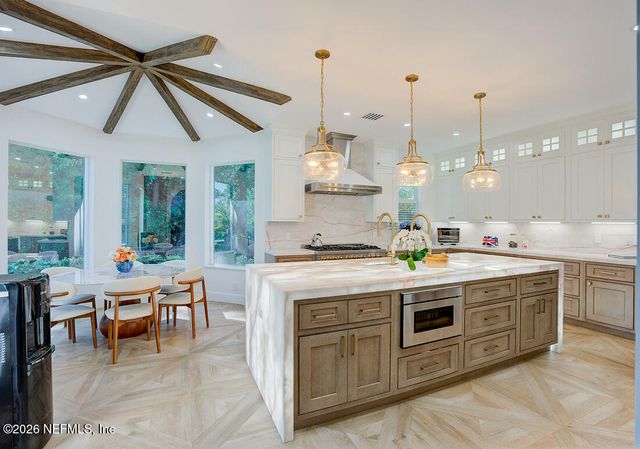 2584 SE RANCH ACRES Circle, Jupiter, FL 33407