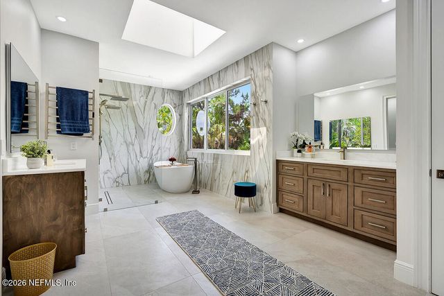 2584 SE RANCH ACRES Circle, Jupiter, FL 33407