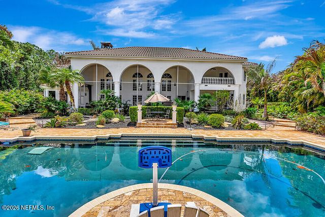 2584 SE RANCH ACRES Circle, Jupiter, FL 33407