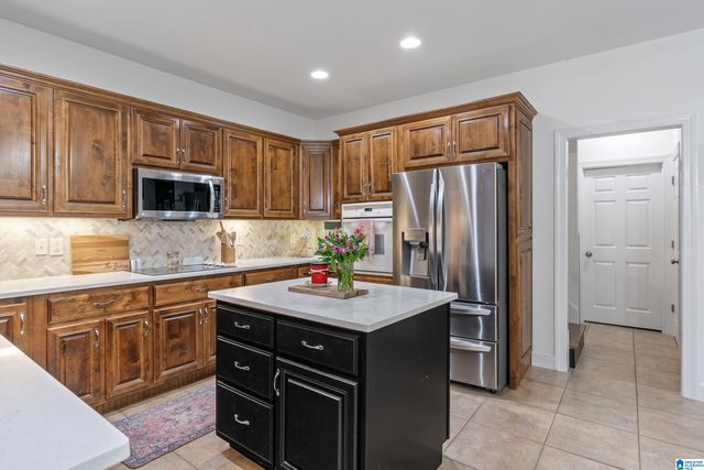 65 RIDGECREST LANE, Trussville, AL 35173