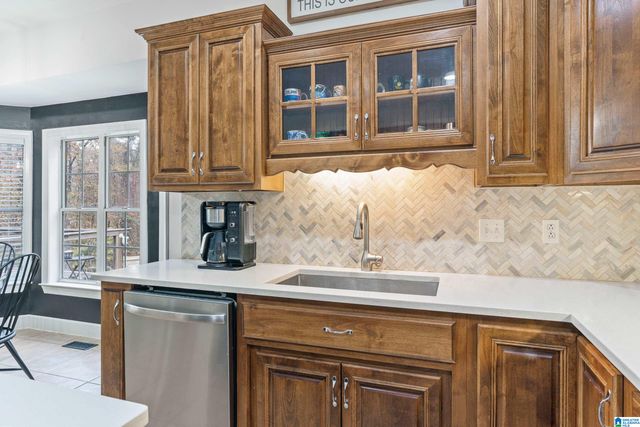 65 RIDGECREST LANE, Trussville, AL 35173