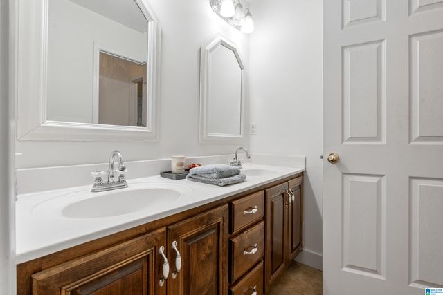 65 RIDGECREST LANE, Trussville, AL 35173