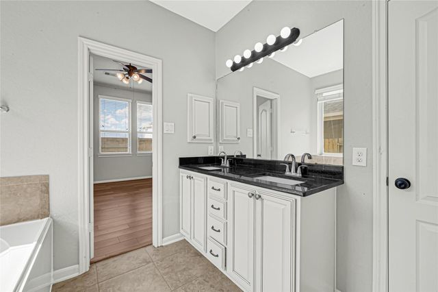 6102 Nicholas Ln, Katy, TX 77494