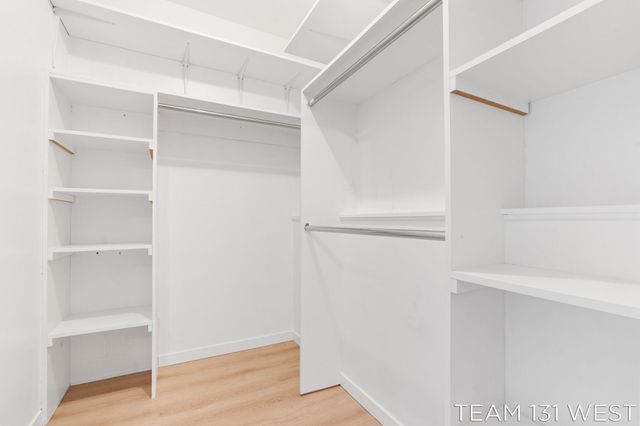 1391 Quarterline Cmns, Holland City, MI 49423