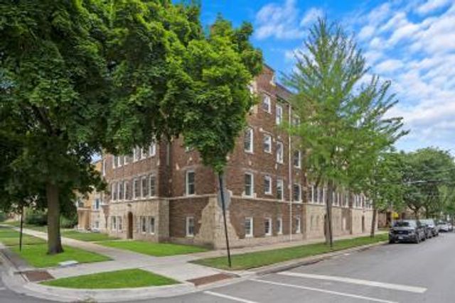 6254 N Whipple Street 1, Chicago, IL 60659