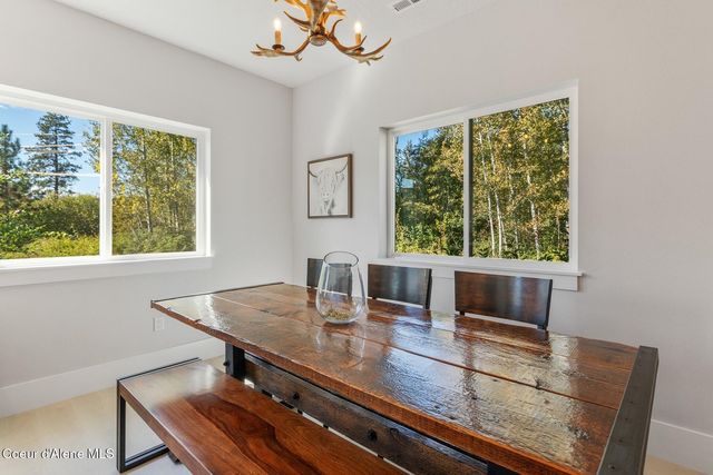 52 Peggy's Ct, Dover, ID 83825