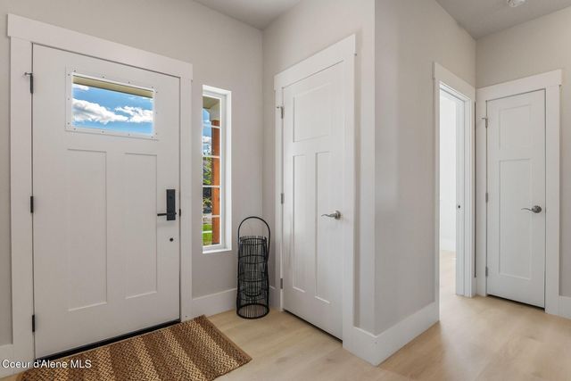 52 Peggy's Ct, Dover, ID 83825