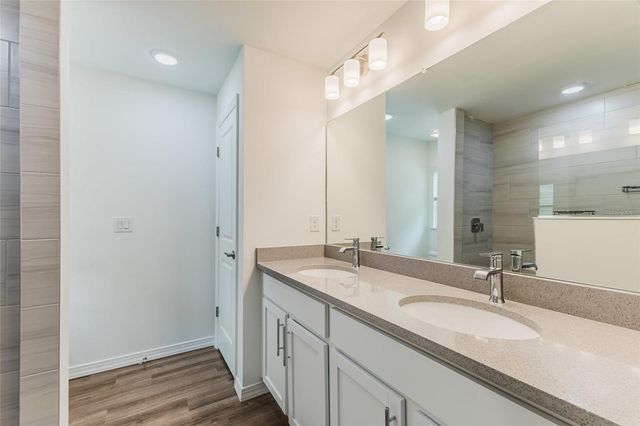 5611 NYMPH AVENUE, North Port, FL 34288