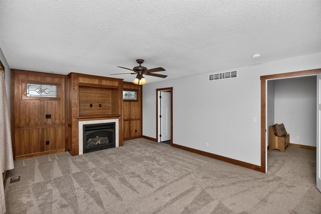 3023 SW 21st Court, Ankeny, IA 50023
