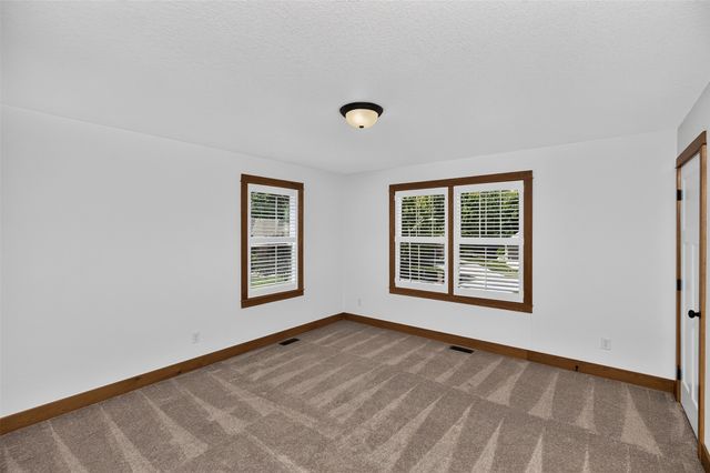 3023 SW 21st Court, Ankeny, IA 50023