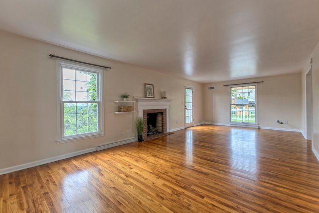 3222 Ridgeway Road, Unity Twp, PA 15601