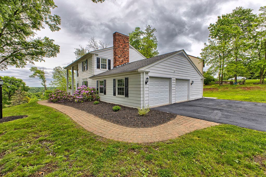 3222 Ridgeway Road, Unity Twp, PA 15601