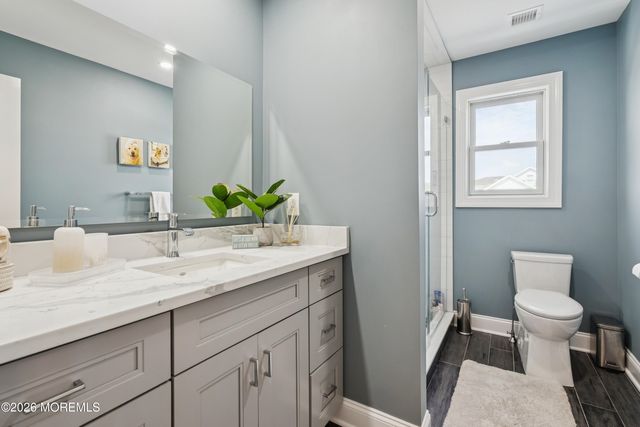 6 Lagoon Drive W, Toms River, NJ 08753