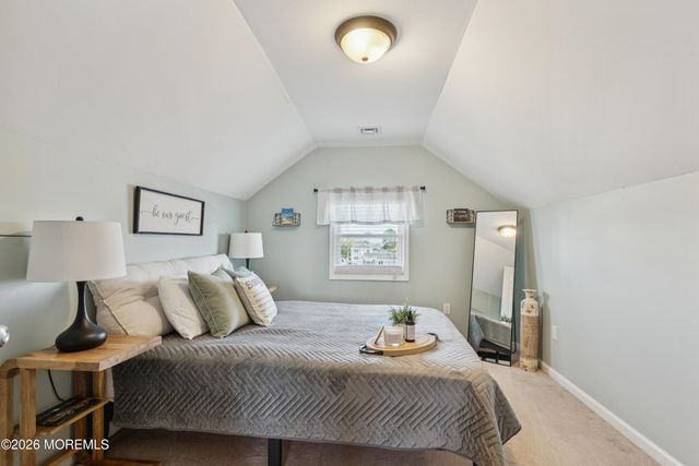 6 Lagoon Drive W, Toms River, NJ 08753