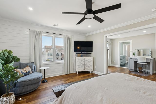 6 Lagoon Drive W, Toms River, NJ 08753