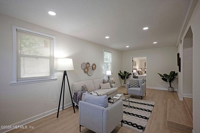3421 INWOOD Circle, Jacksonville, FL 32207