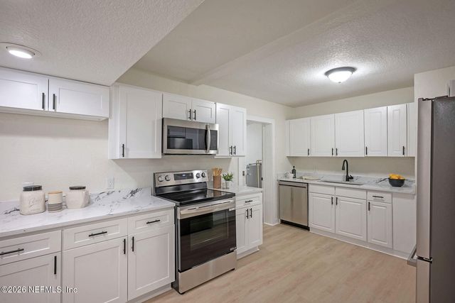 3421 INWOOD Circle, Jacksonville, FL 32207
