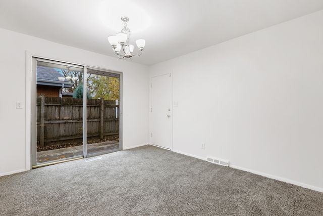 1034 Central Park Avenue, Flossmoor, IL 60422