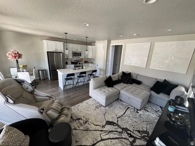 11149 S KESTREL RISE RD, South Jordan, UT 84009