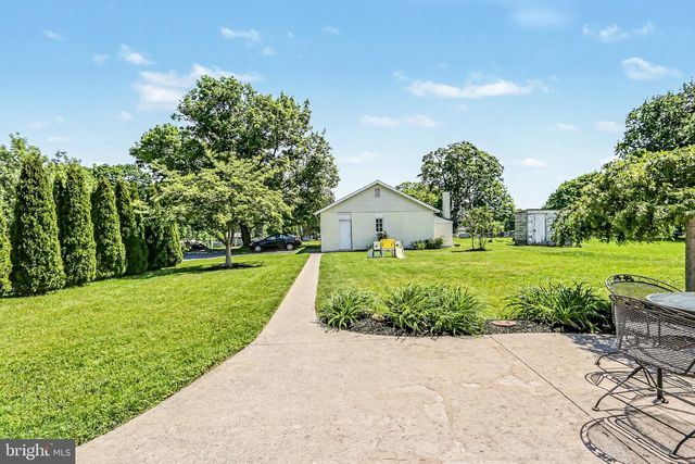 3 HOMEWOOD ST, Dillsburg, PA 17019