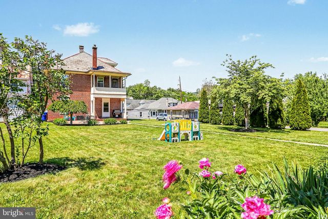 3 HOMEWOOD ST, Dillsburg, PA 17019